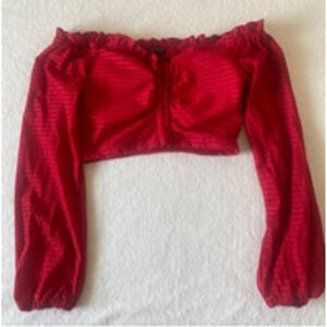 Red crop top long sleeve